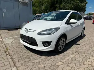 Mazda 2 1.3 Dynamic Sport*Tüv 11-26*TMP*AC*SHZ