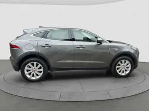 Jaguar E-Pace E-PACE S AWD Leder/Pano/Navi/Kamera+2xPDC+++ Bild 2