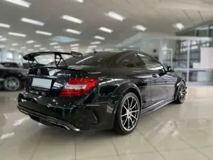 Mercedes-Benz C 63 AMG Black Series lt.LP: 568,8 PS/Unfallfrei Bild 3