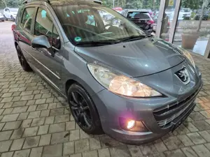 Peugeot 207 Family Bild 3
