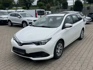 Toyota Auris 1.33 Dual-VVT-i Touring Sports Cool