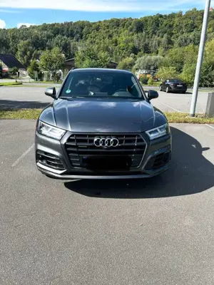 Audi Q5 3.0 TDI quattro tiptronic sport/2 Hand