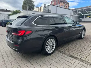 BMW 520 d Aut. Luxury Line AHK/STOPGO/HUD/STANDH. Bild 5