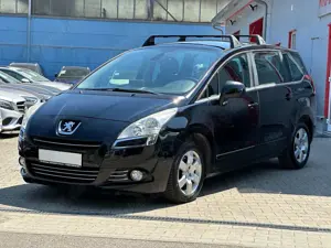 Peugeot 5008 2.0 HDI*7-Sitze*AHK*Panorama*Navi*Klimaauto*SR+WR