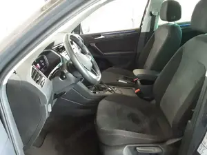 Volkswagen Tiguan Elegance 1.5TSI DSG Standh Matrix CAM Spu Bild 5