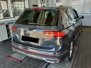 Volkswagen Tiguan Elegance 1.5TSI DSG Standh Matrix CAM Spu Bild 4