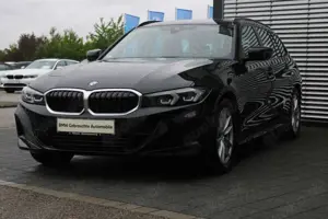 BMW 318 i Touring LiveCockpit  Navi LED SH DAB