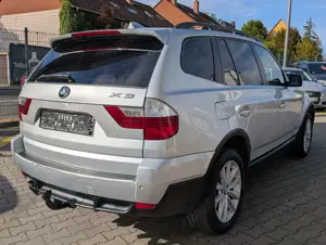 BMW X3 3.0sd xDrive*Temp*Pano*AHK*XEN*2xPdc*Navi*TÜV Bild 5