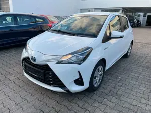 Toyota Yaris Hybrid Comfort*ERSTE HAND*KAMERA*PDC*