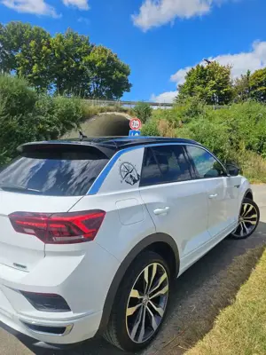 Volkswagen T-Roc T-Roc 2.0 TSI OPF 4MOTION DSG Sport Bild 4