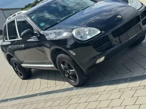 Porsche Cayenne bastlerfahrzeug fährt ohne probleme