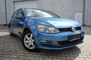 Volkswagen Golf 1.2TSI SHZ PDC Radio Klima