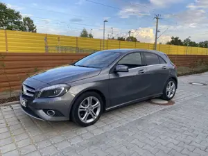 Mercedes-Benz A 180 A 180 BlueEfficiency (176.042)