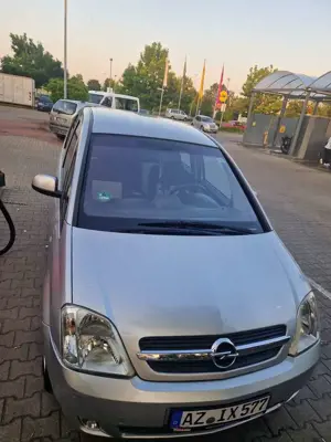 Opel Meriva 1.8 16V Cosmo