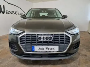 Audi Q3 35 TFSI LED ACC AHK SHZ DAB Navi Klima Spur Bild 5