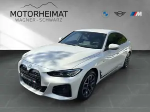BMW i4 eDrive40 Gran Coupé M Sport RFK eSitze Leder HK A Bild 1