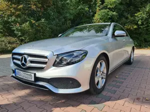 Mercedes-Benz E 220 E 220 d 9G-TRONIC