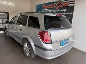 Opel Astra Astra Caravan Diesel 1.9 CDTI Caravan DPF Enjoy Bild 4