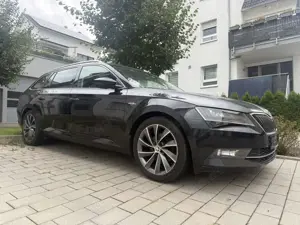 Skoda Superb Combi 2.0 TDI DSG LK