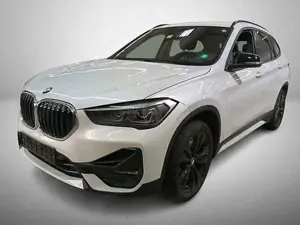 BMW X1 2.0 20d XDRIVE Aut.*Nav*Pano*Kamera*LED*Tempo