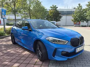 BMW 120 120 i M Sport/Head-up-Display Bild 2