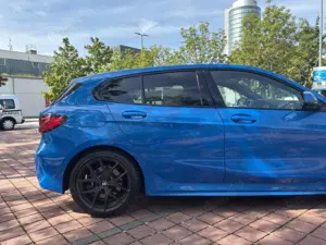 BMW 120 120 i M Sport/Head-up-Display Bild 5