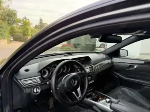 Mercedes-Benz E 200 7G-TRONIC Bild 3