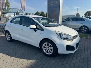 Kia Rio 1.2 Klima + Multifunktionslenkrad