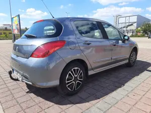 Peugeot 308 308 120 VTi Access Bild 3