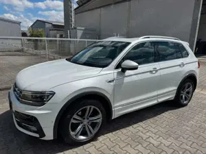 Volkswagen Tiguan 2.0 TDI Highline 4Mot.R-LINE°AHK°DSG°LED°