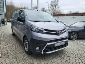 Toyota Proace 1,5-l-D-4D L1 Meister Navi Apple CarPlay Android A Bild 5