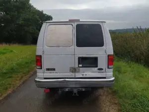 Ford Econoline E 350 V10 EXTENDED VANLIFE Bild 2