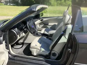 Saab 9-3 9-3 2.0 T Cabrio Vector !! Bild 4