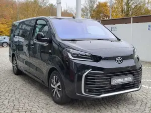 Toyota Proace 2,0-l-D-4D L2 (8-Si.) Autm. Verso Family  Navi Dig Bild 4