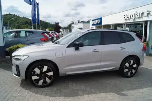 Volvo XC60 T6 AWD Plug-In Hybrid Plus Dark Aut/360/AHK Bild 2