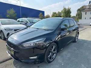 Ford Focus Turnier 1.5 ST-Line Navi+SHZ+Kam. Bild 2