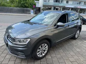 Volkswagen Tiguan Comfortline BMT/ 4Motion / 1 HAND