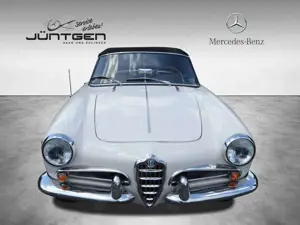 Alfa Romeo Giulietta Spider voll restauriert Note 1 Bild 2
