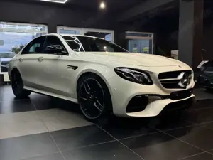 Mercedes-Benz E 63 AMG E 63 S AMG*KERAMIK*CARBON*SCHALE*BURMESTER*360 Bild 3