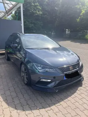SEAT Leon ST 2.0 TSI StartStop DSG Cupra 290