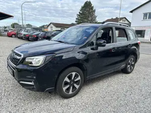 Subaru Forester Exclusive 4x4 Automatik Xenon Navi PDC