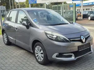 Renault Scenic Paris
