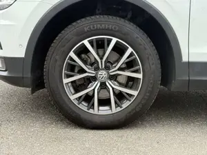 Volkswagen Tiguan Allspace 2.0 TDI 7-SITZER NAVI KAMERA Bild 5
