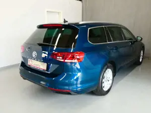 Volkswagen Passat Variant Passat Var. 1.5 TSI,1.Hand,Navi,LED,ACC,Panorama Bild 4