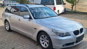 BMW 530 d Touring Leder Comfort Navi Xenon Bild 4