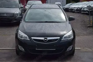 Opel Astra J Sports Tourer Design Edition