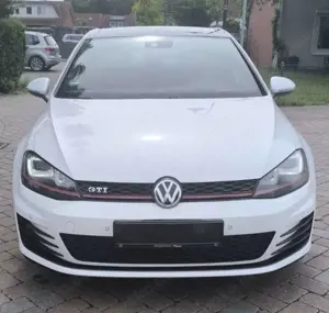 Volkswagen Golf GTI Performance BlueMotion Technology