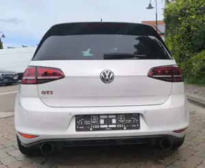 Volkswagen Golf GTI Performance BlueMotion Technology Bild 5