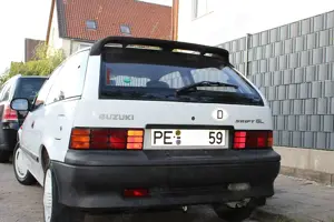 Suzuki Swift Swift 1.0 GL