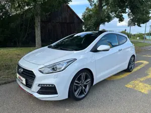 Hyundai i30 Coupe Turbo *Panorama*Navi*Xenon*Allwetter*